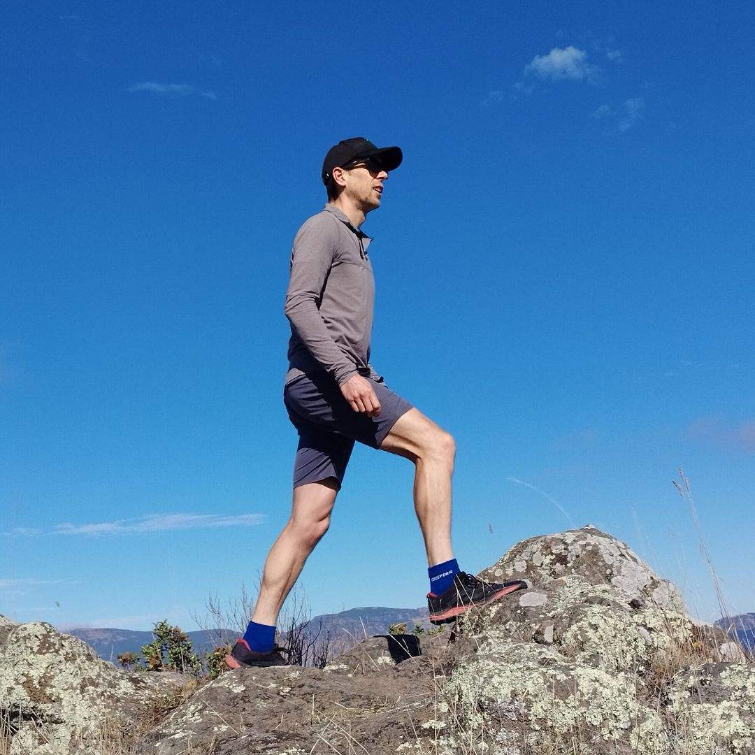 blue merino toe socks for running and hiking
